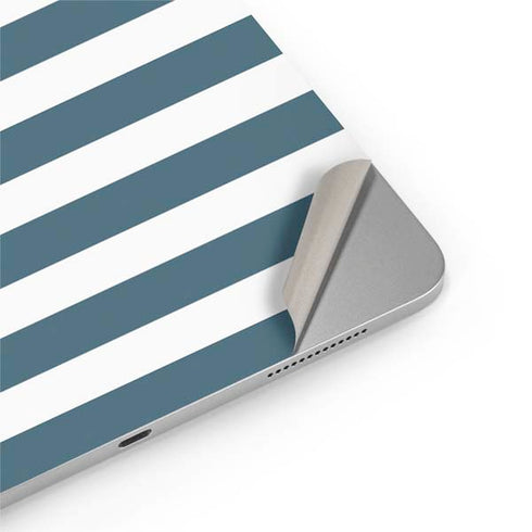 Polka Dots and Stripes Heart in Blue iPad Pro 13in M4 (2024) Skin