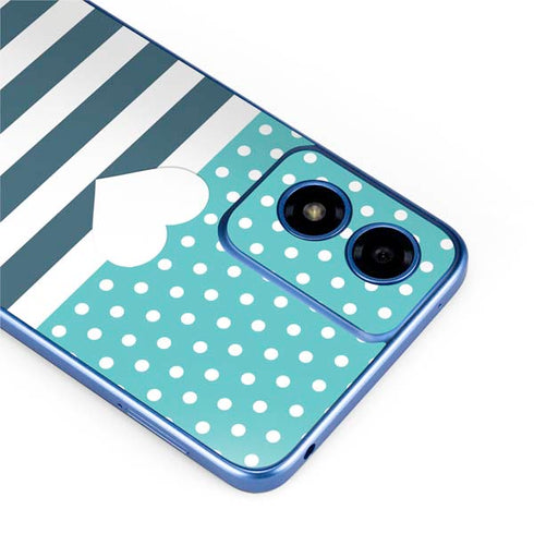 Polka Dots and Stripes Heart in Blue Moto G Play 4G (2024) Skin