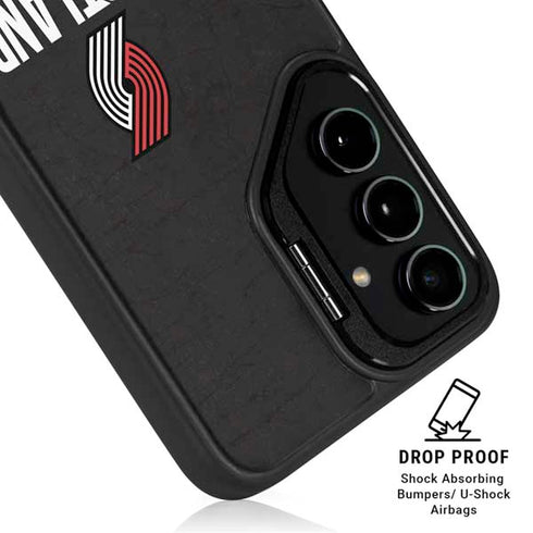 NBA Portland Trail Blazers Distressed Galaxy S25 Kickstand Case