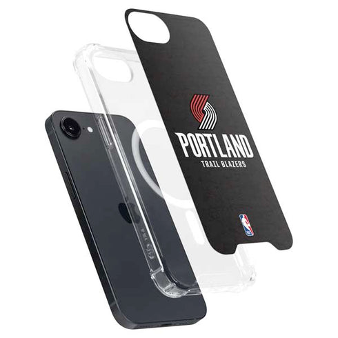 NBA Portland Trail Blazers Distressed iPhone 16e MagSafe Case