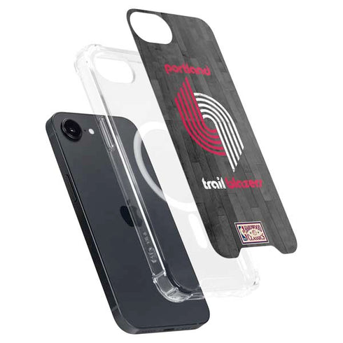 NBA Portland Trail Blazers Hardwood Classics iPhone 16e MagSafe Case