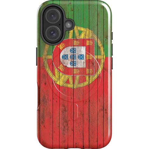 Portuguese Flag Dark Wood iPhone 16 Magsafe Impact Case