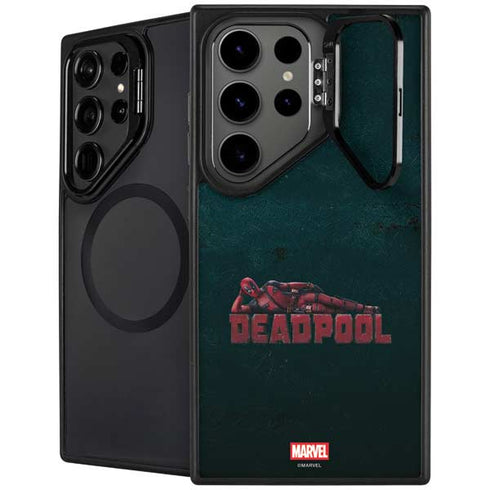 Marvel Deadpool Legacy Posing Deadpool Galaxy S26 Ultra Kickstand Case