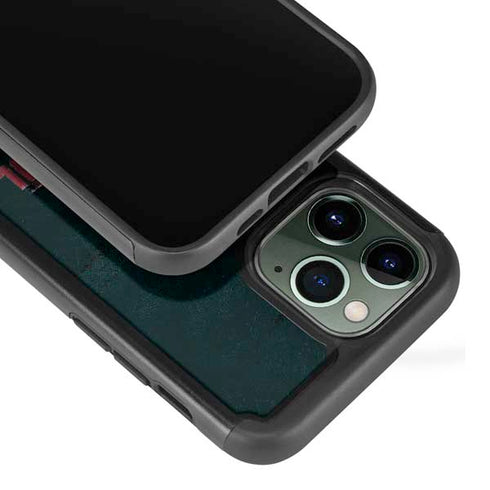 Marvel Deadpool Legacy Posing Deadpool iPhone 13 Pro Cargo Case