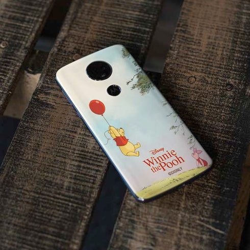 Disney Winnie the Pooh Red Ballon Moto E5 Plus Skin