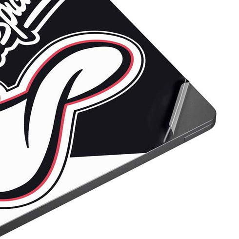 Looney Tunes Retro Daffy Duck Surface Laptop 7 15in Skin