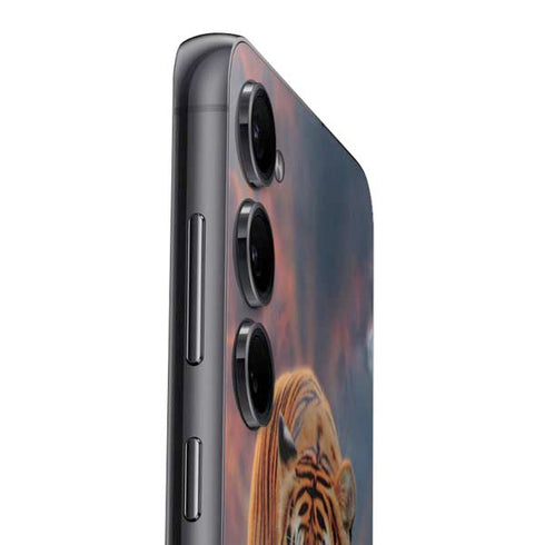 Rising Tiger by Vincent Hie Galaxy S25 Skin