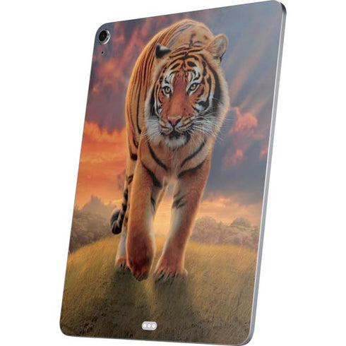 Rising Tiger by Vincent Hie Apple iPad Air Skin
