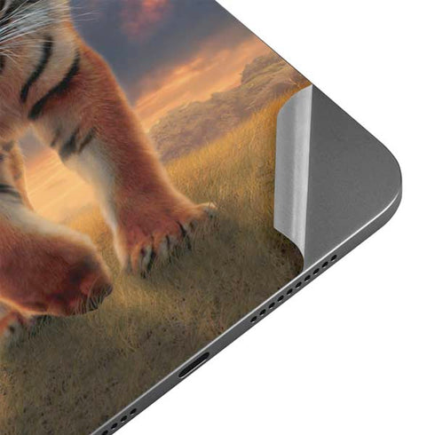 Rising Tiger by Vincent Hie Apple iPad Mini Skin