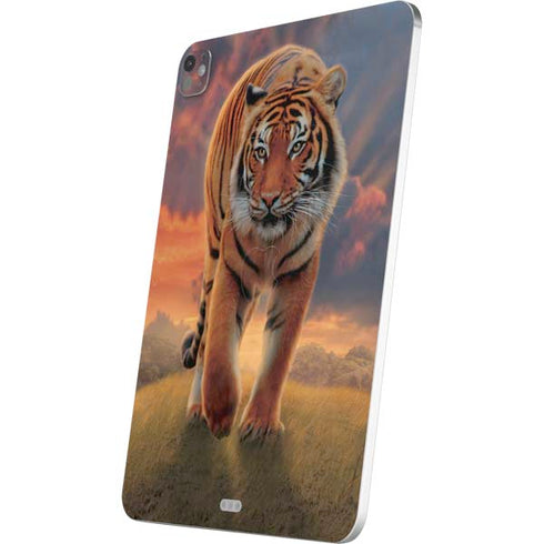Rising Tiger by Vincent Hie iPad Pro 13in M4 (2024) Skin