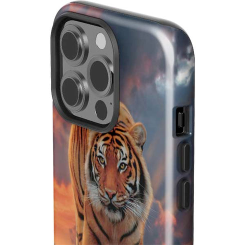 Rising Tiger by Vincent Hie iPhone 15 Pro Impact Case