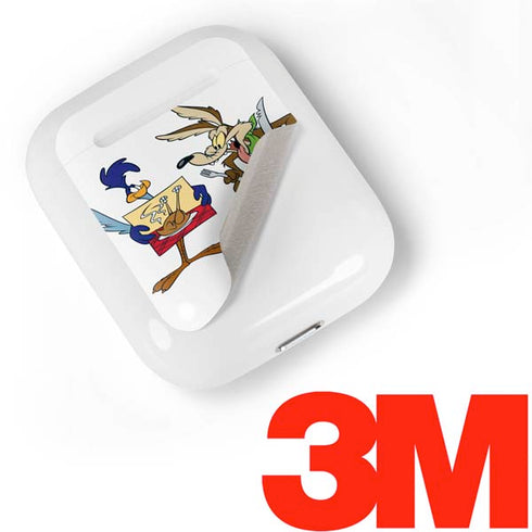 Looney Tunes Road Runner Wile E Coyote Food Apple AirPods Skin