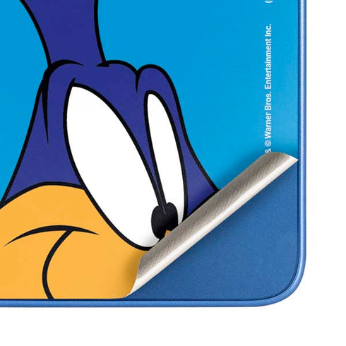 Looney Tunes Road Runner Zoomed In Moto G Play 4G (2024) Skin