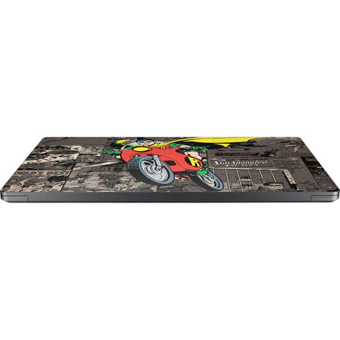 DC Comics Robin Vintage Action pose pattern Surface Laptop 7 15in Skin