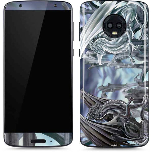 Ruth Thompson Checkmate Dragons by Ruth Thompson Moto G6 Skin