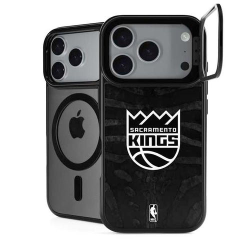NBA Sacramento Kings Animal Print iPhone 17 Pro Max Kickstand Case
