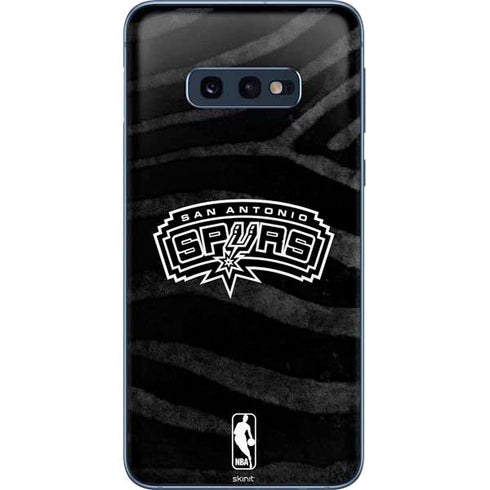 NBA San Antonio Spurs Black Animal Print Galaxy S10e Skin