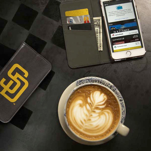 MLB San Diego Padres - Solid Distressed iPhone 7 Folio Case