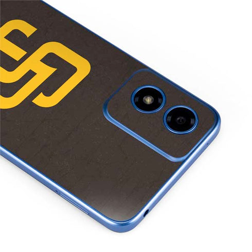 MLB San Diego Padres - Solid Distressed Moto G Play 4G (2024) Skin