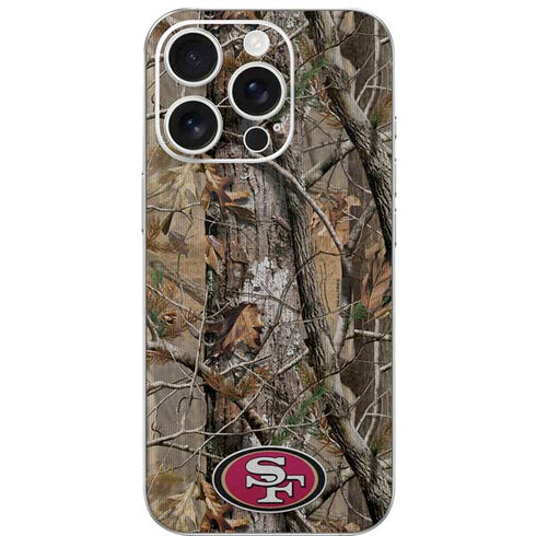 NFL San Francisco 49ers Realtree AP Camo iPhone 16 Pro Skin