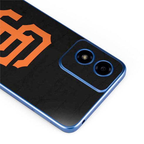 MLB San Francisco Giants - Solid Distressed Moto G Play 4G (2024) Skin