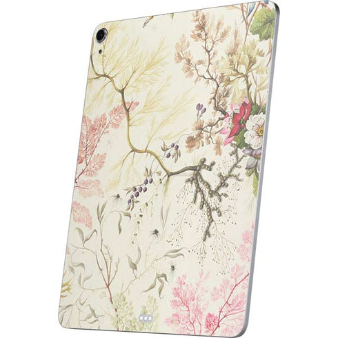 Seaweed on Silk Paper by William Kilburn Apple iPad Air Skin