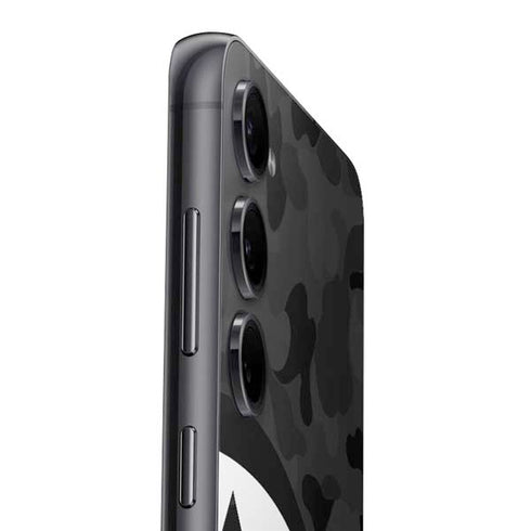 Shark Teeth Grey Street Camo Galaxy S24 Skin