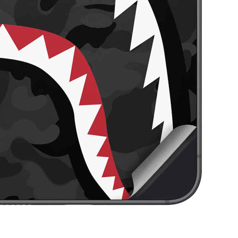 Shark Teeth Grey Street Camo Galaxy S24 Skin