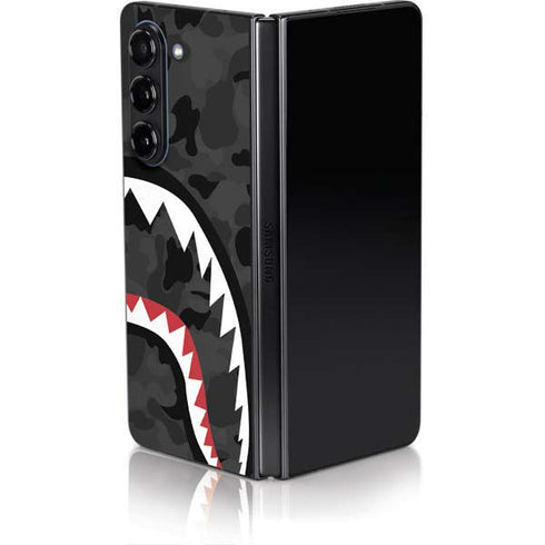 Shark Teeth Grey Street Camo Galaxy Z Fold5 5G Skin