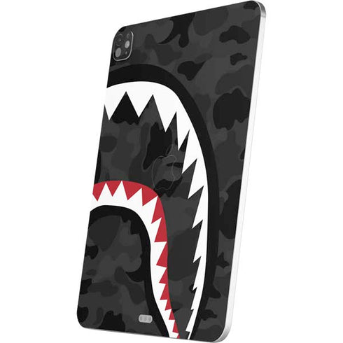 Shark Teeth Grey Street Camo iPad Pro 13in M4 (2024) Skin
