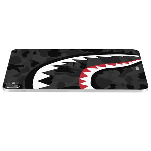 Shark Teeth Grey Street Camo iPad Pro 13in M4 (2024) Skin