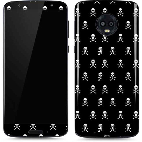 Skull and Crossbones (white) Moto G6 Skin