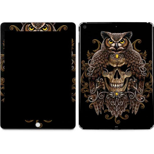 Skull and Owl by Sarah Richter Apple iPad Skin