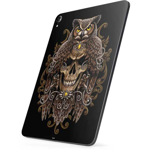 Skull and Owl by Sarah Richter Apple iPad Pro Skin