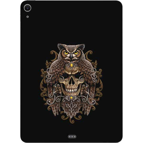 Skull and Owl by Sarah Richter Apple iPad Air Skin