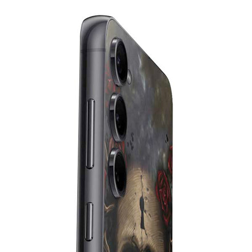 Liquid Blue Skull Entwined with Roses Galaxy S25 Skin