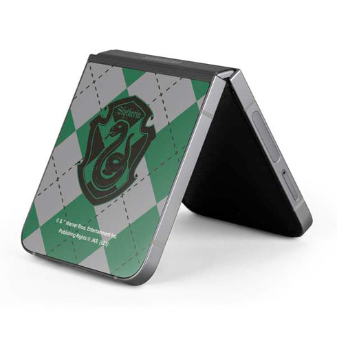 Wizarding World Harry Potter Slytherin Crest Galaxy Z Flip6 Skin