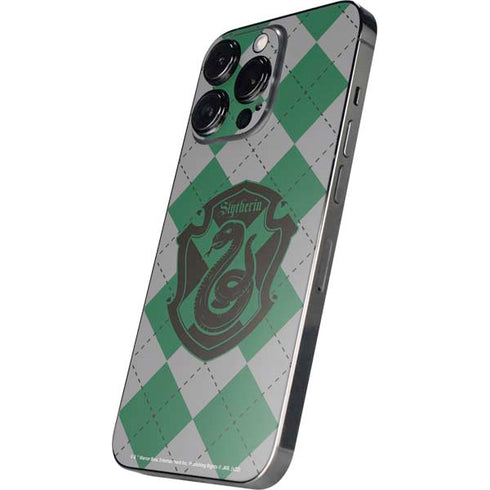 Wizarding World Harry Potter Slytherin Crest iPhone 16 Pro Skin