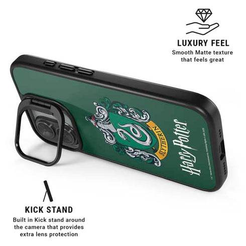 Wizarding World Harry Potter Slytherin House Crest iPhone 17 Kickstand Case