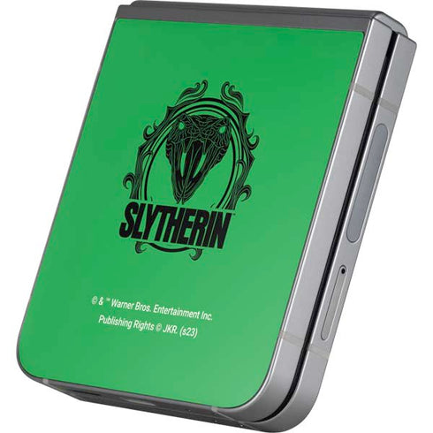 Wizarding Worlds Harry Potter Slytherin Illustration Galaxy Z Flip6 Skin