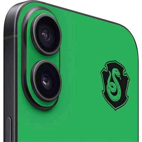 Wizarding Worlds Harry Potter Slytherin Illustration iPhone 16 Plus Skin