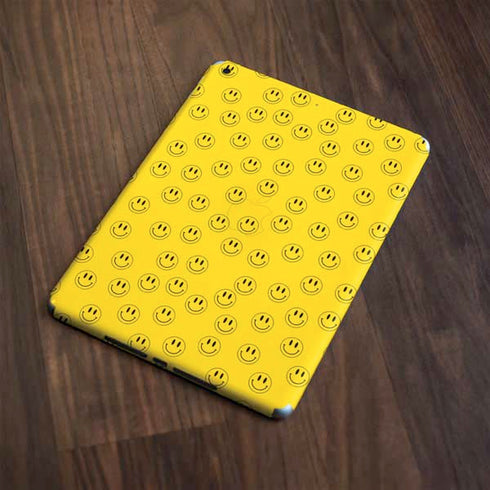 Happy Face Pattern Apple iPad Skin