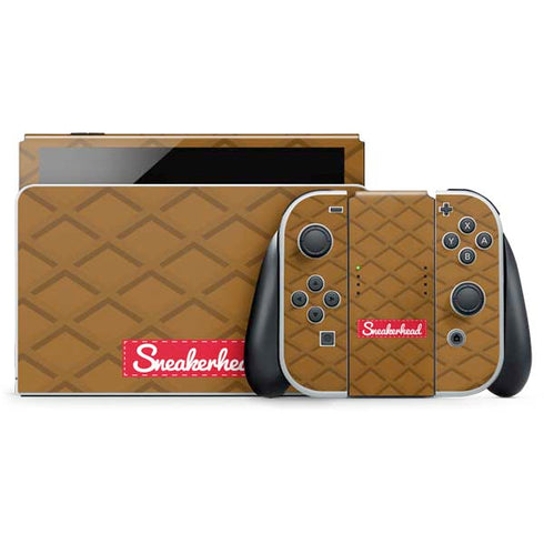 Sneakerhead Gold Pattern Nintendo Skins
