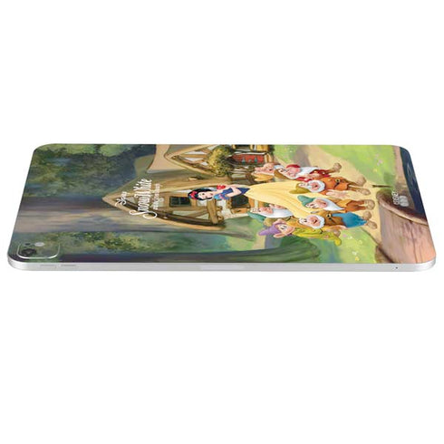 Disney Snow White Classic Cover iPad Pro 13in M4 (2024) Skin