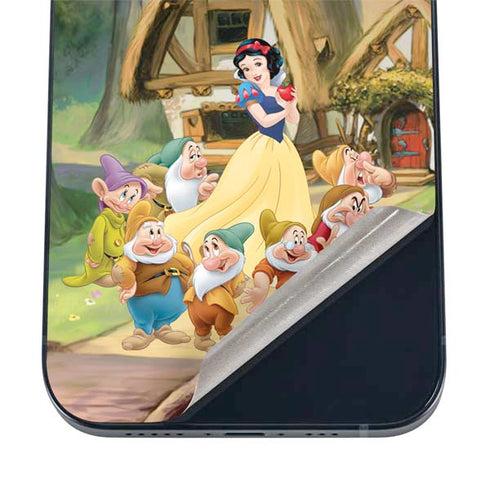 Disney Snow White Classic Cover iPhone 17 Pro Skin