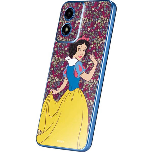 Disney Snow White Character with Floral Pattern Moto G Play 4G (2024) Skin