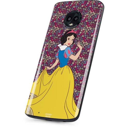 Disney Snow White Character with Floral Pattern Moto G6 Skin