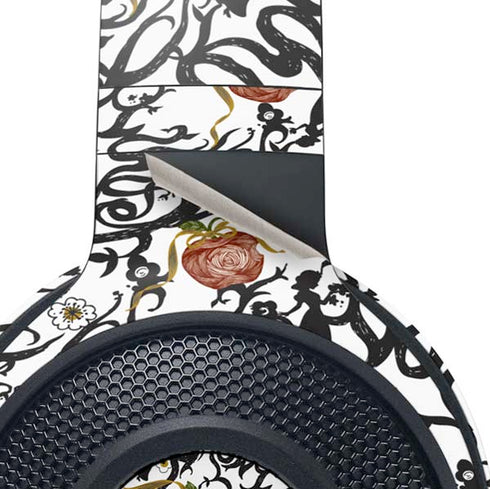 Disney Snow White Roses and Character Silhouette Razer Kraken X Skin
