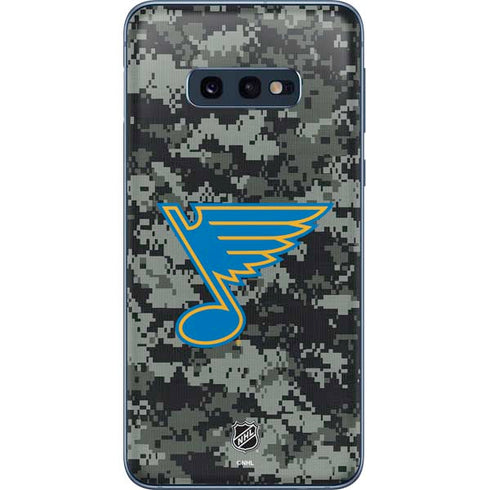 NHL St. Louis Blues Camo Galaxy S10e Skin
