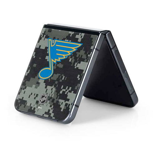NHL St. Louis Blues Camo Galaxy Z Flip5 5G Skin